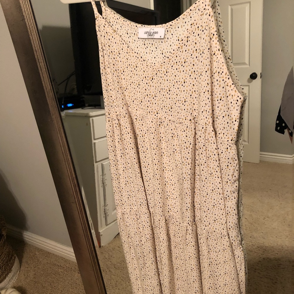 Carly Jean Los Angeles dress